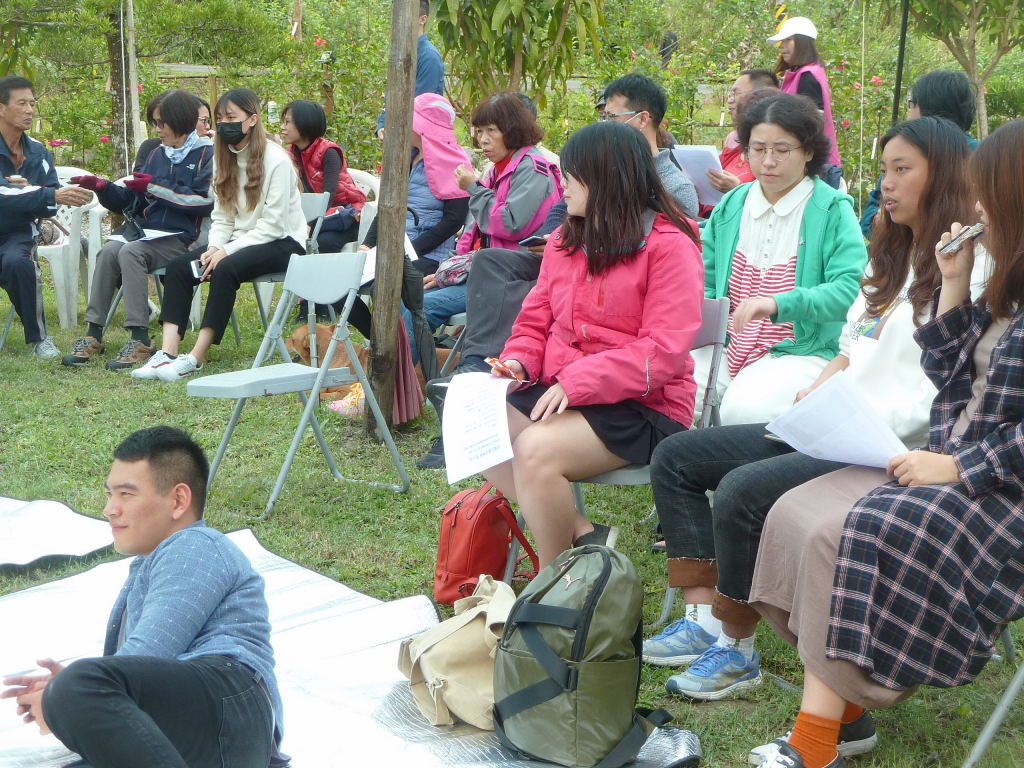 來賓觀賞表演